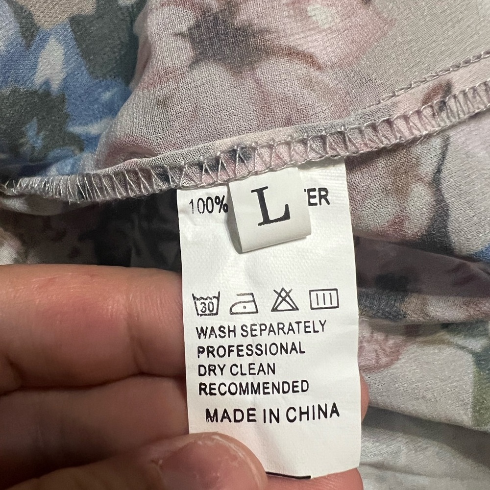 FLORAL SEE THROUGH KIMONO, FRESH, NEVER WORN, LARGE